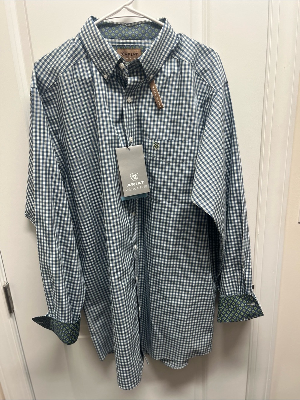 Ariat Men L-Tall Blue Velvet Zestmont Wrinkle-Free Plaid Button Down Shirt NWT